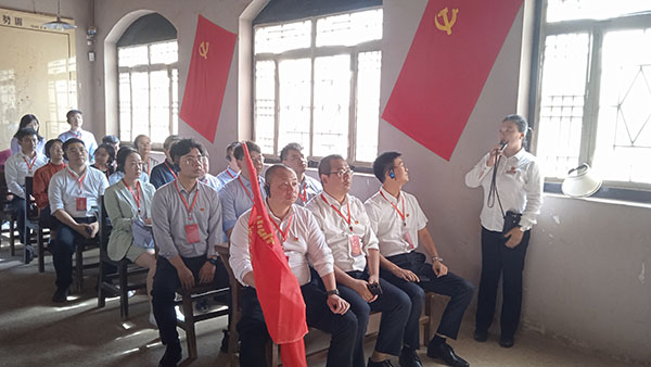 西柏坡红色教育