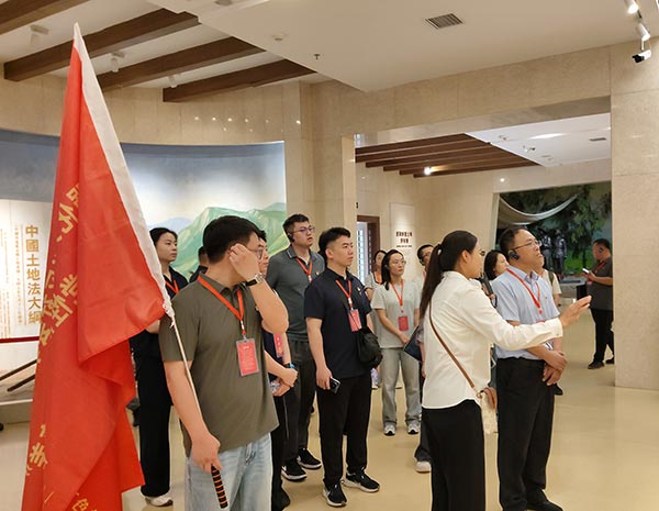 西柏坡干部学员,西柏坡党员红色培训